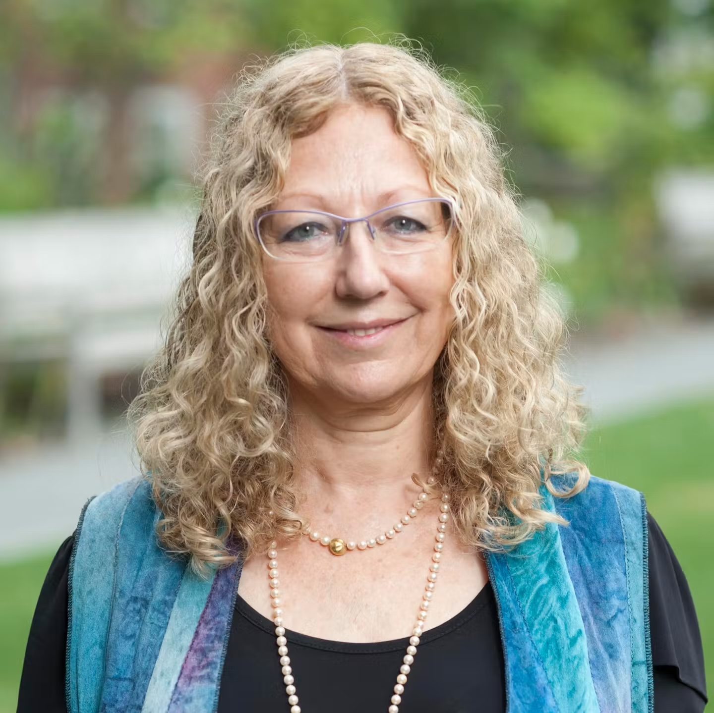 Renee Poznanski headshot
