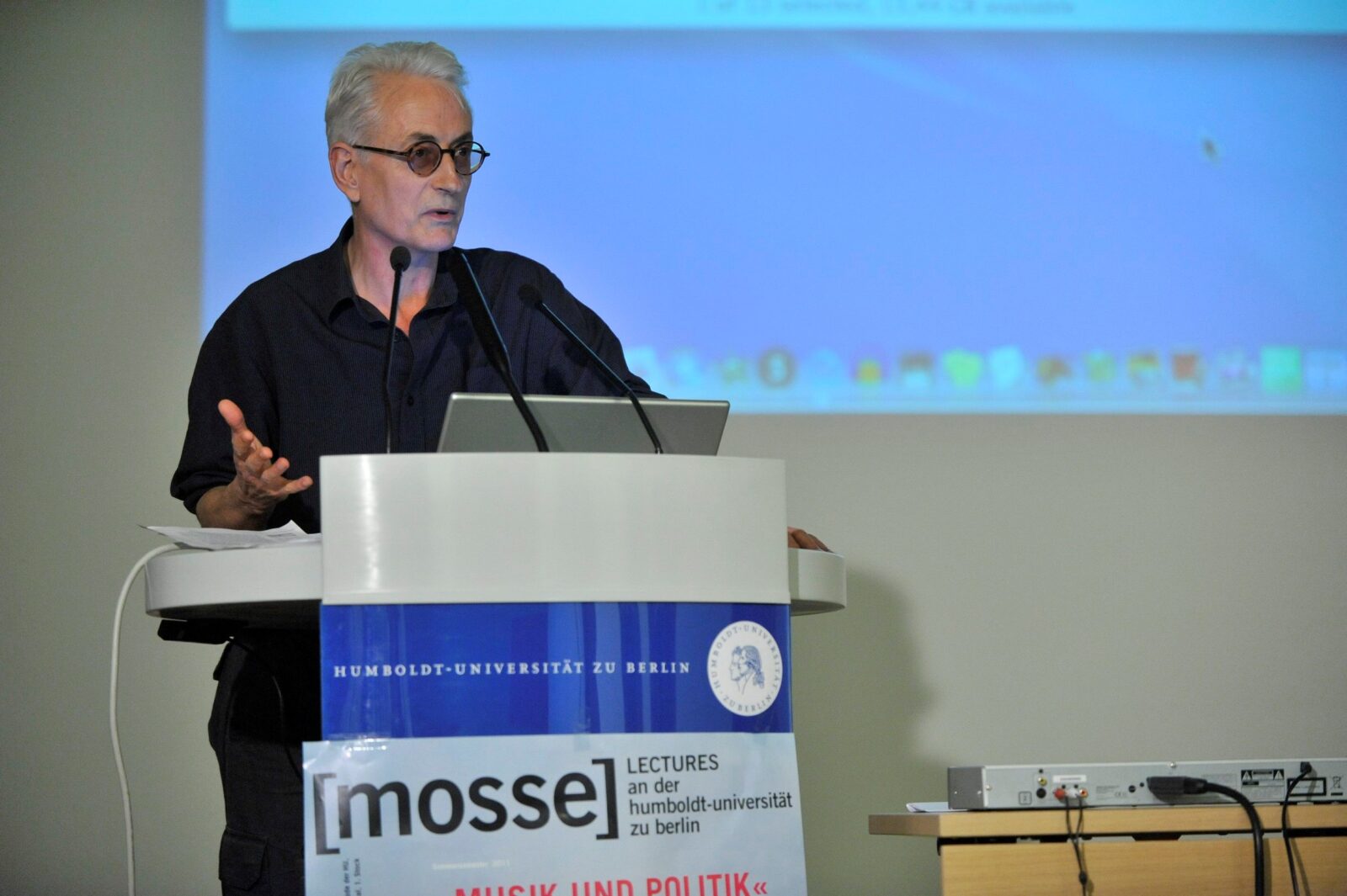 Jon Rose lectures to the audience