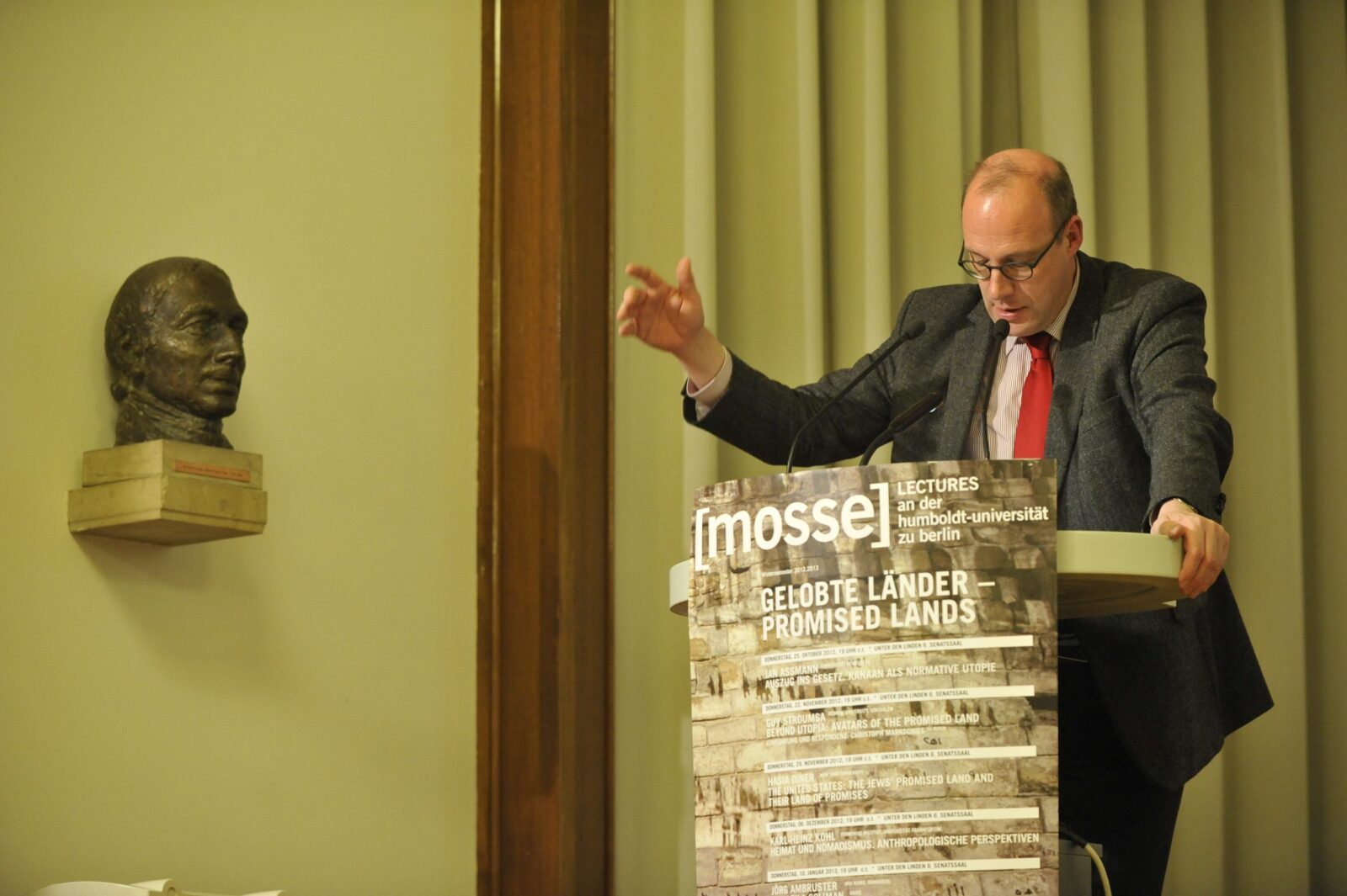 Christoph Markschies speaks from the podium