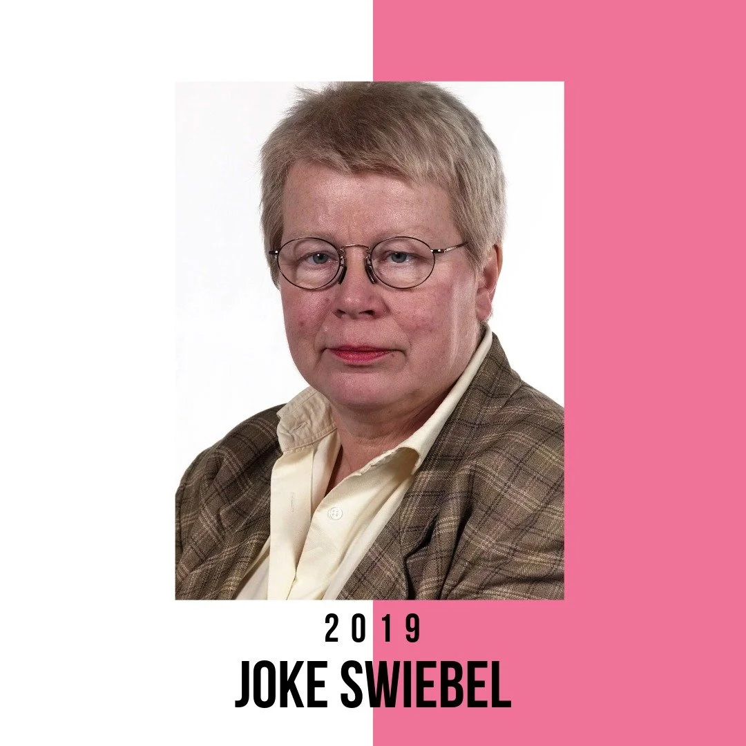 In January 2019, Joke Swiebel delivered an additional Mosse Lecture under the title “1969: Pink Revolution or Lost Struggle?” The lecture commemorated fifty years since the first gay demonstration in the Netherlands and Europe, at the Binnenhof.