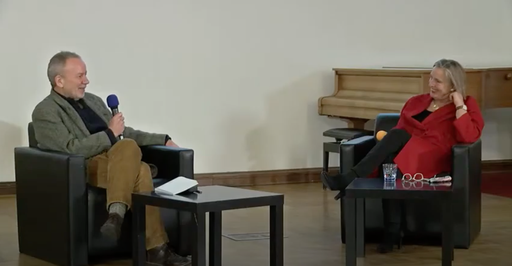 Michael Kämper-van den Boogaart and Ute Frevert in conversation