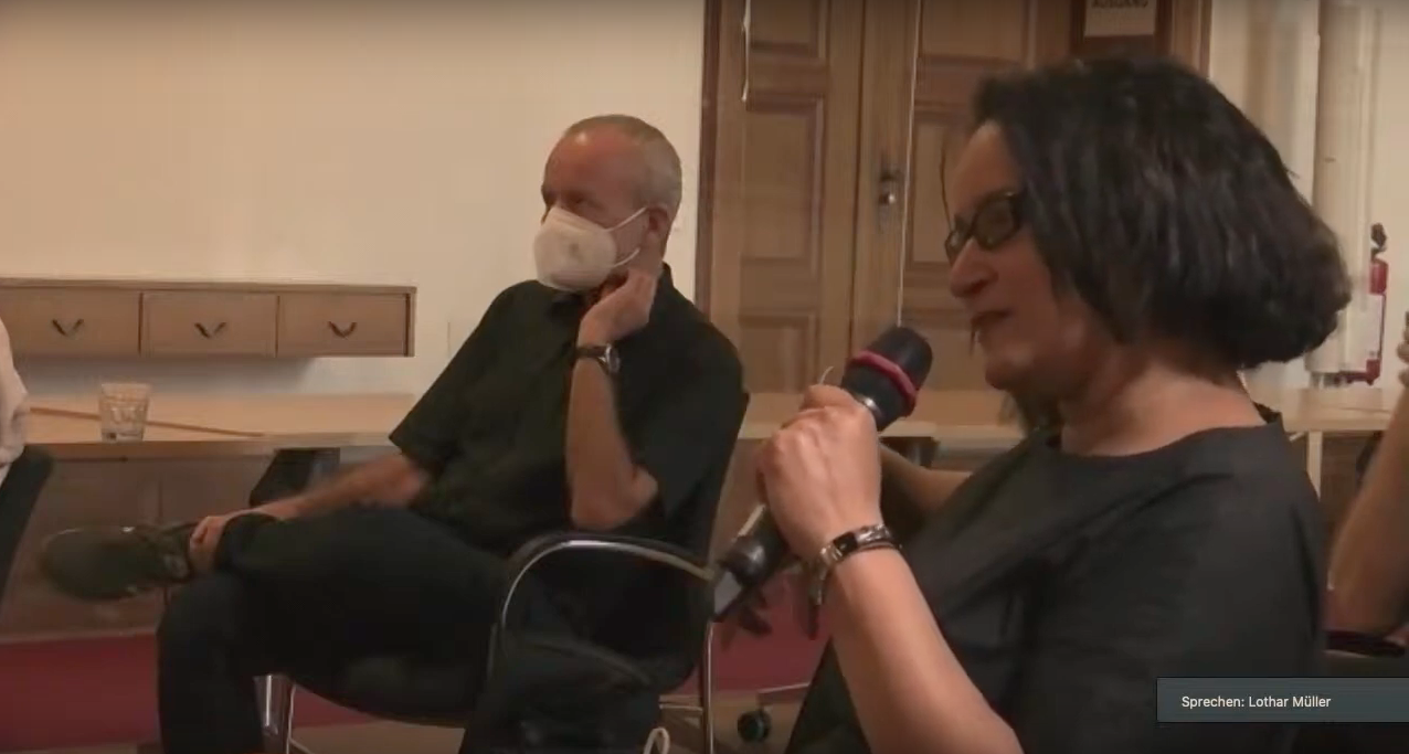 Ethel Matala de Mazza asks a question