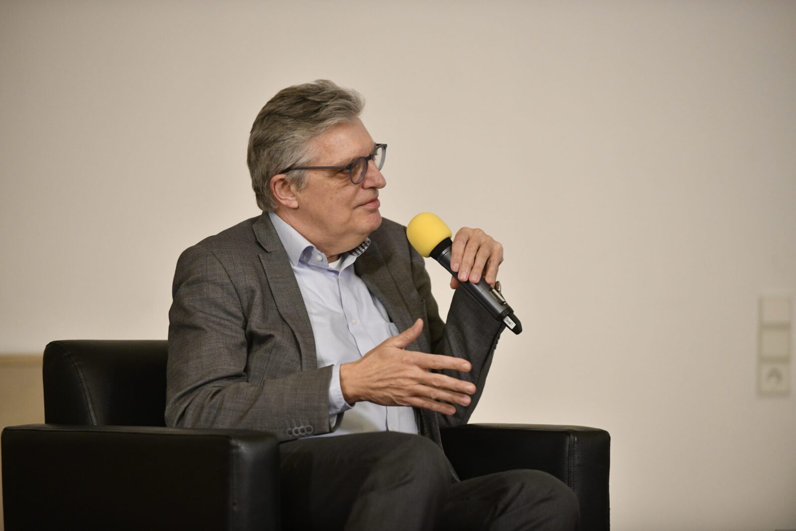 Lothar Müller