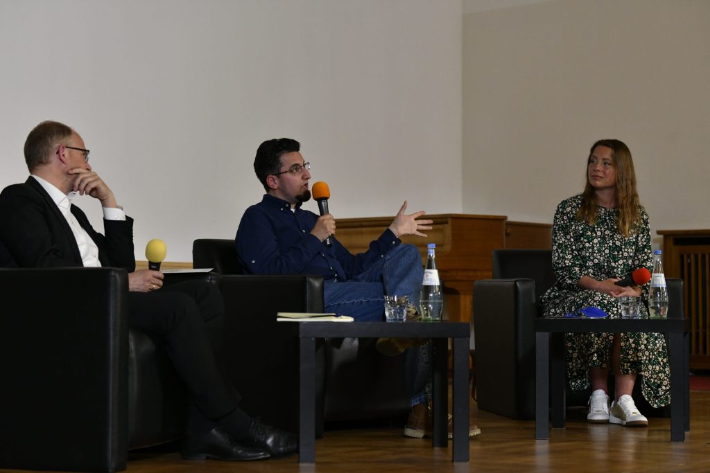 Discussion with Cloke, Kramm, and Willer
