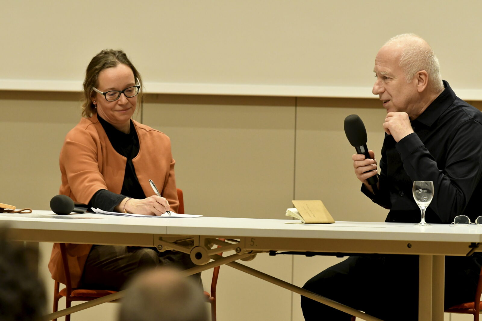 Anja Decker and Joseph Vogl