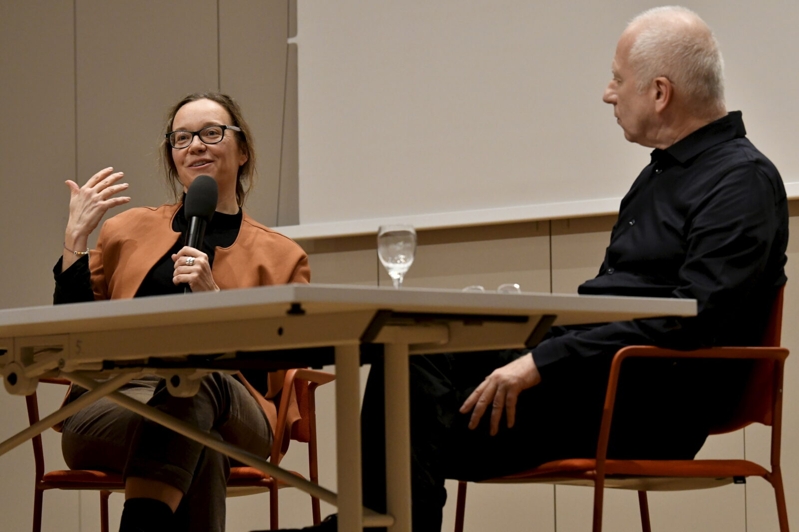 Anja Decker and Joseph Vogl