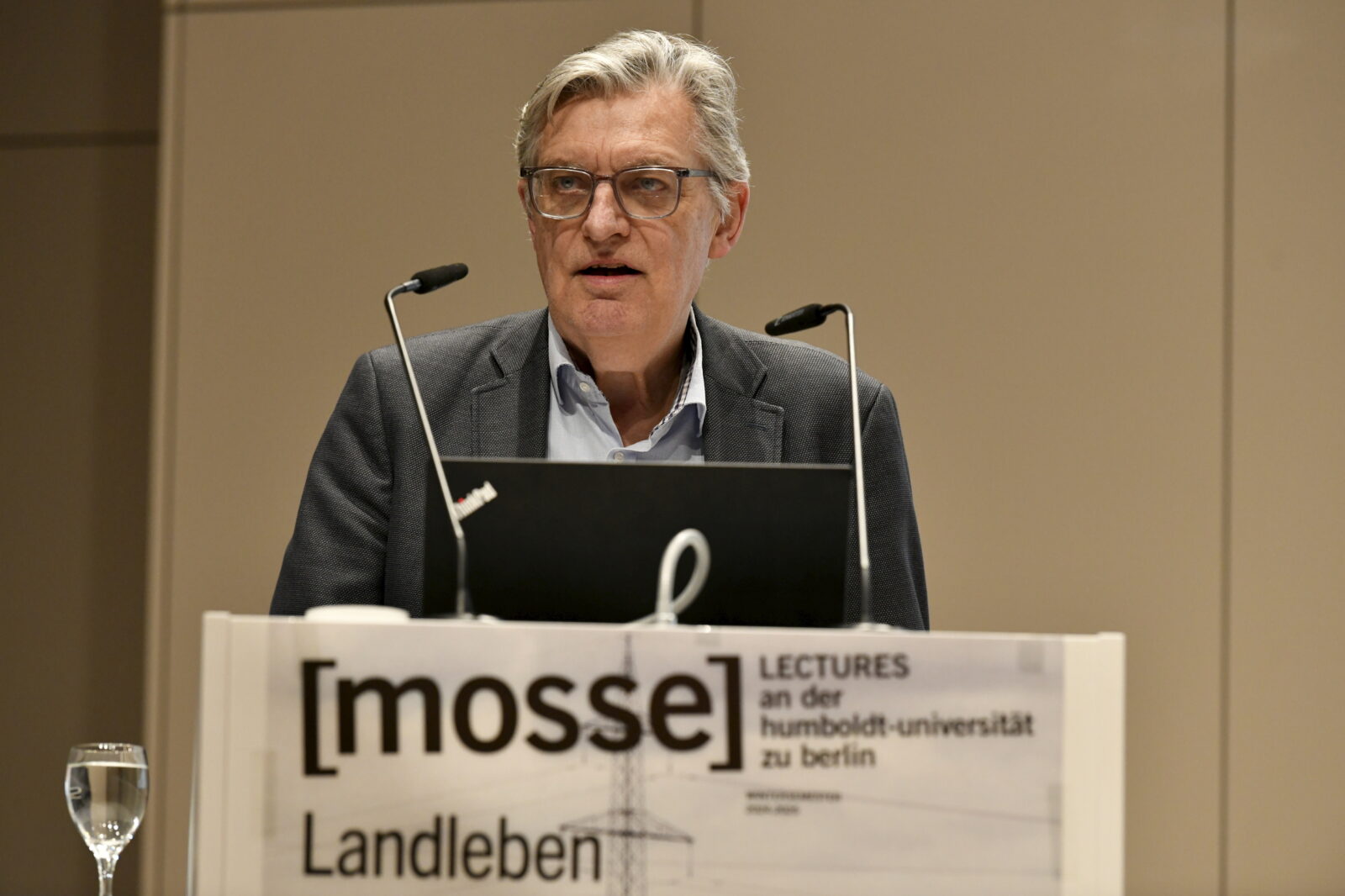 Lothar Müller