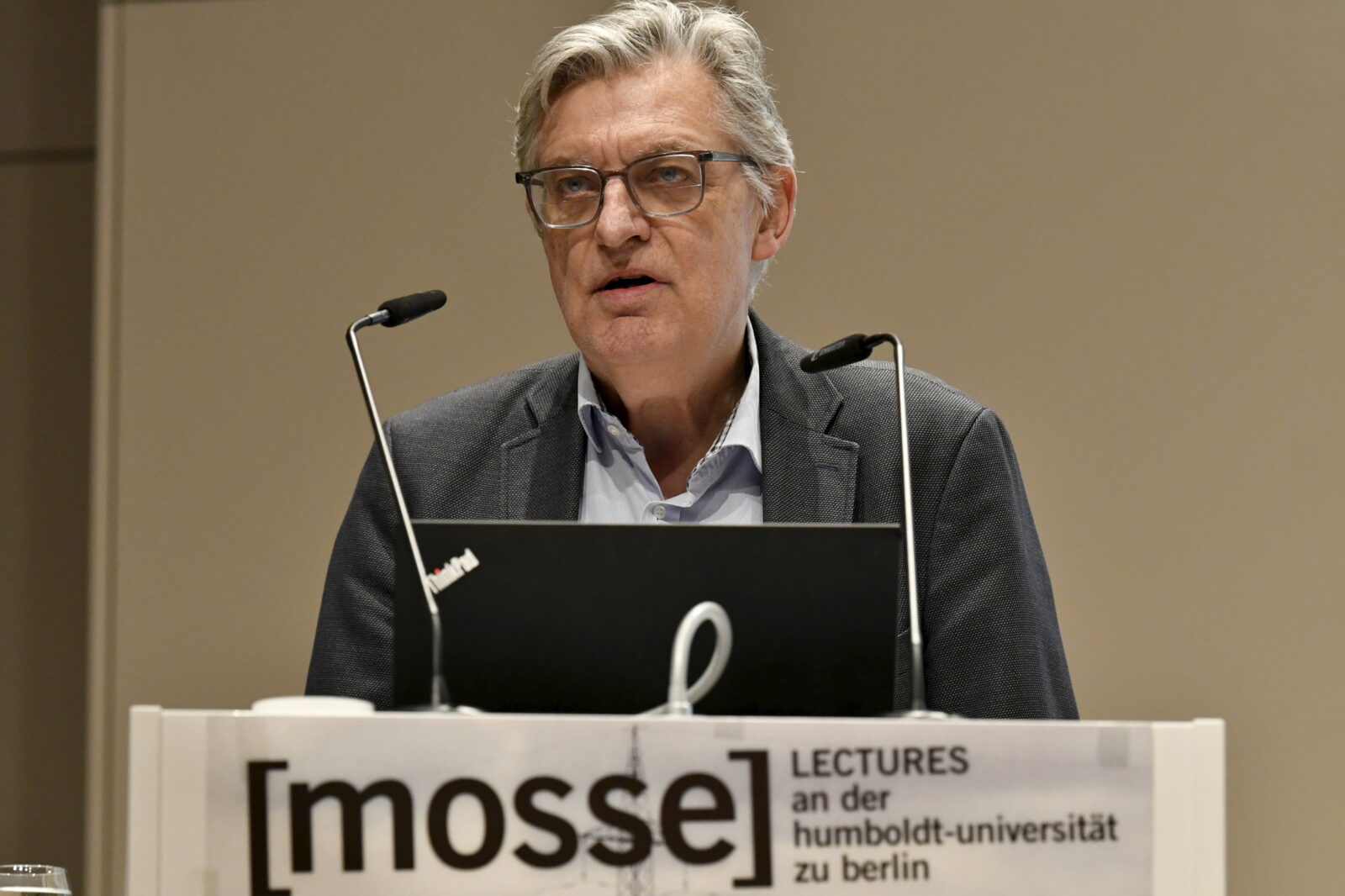 Lothar Müller