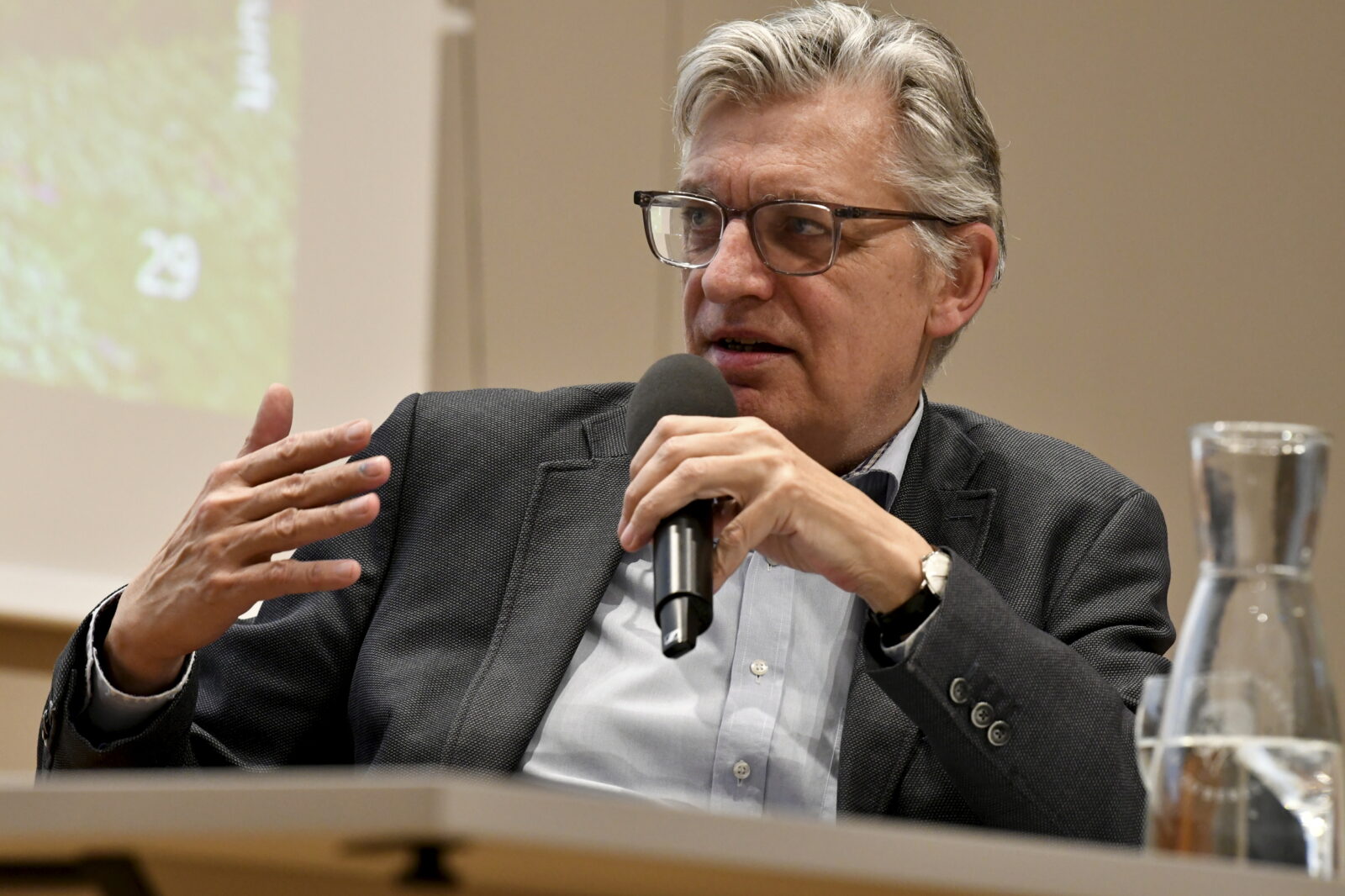 Lothar Müller