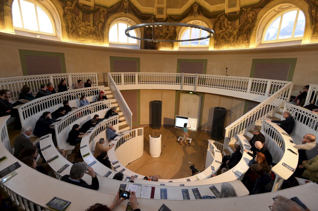 the audience in the Tieranatomisches Theater