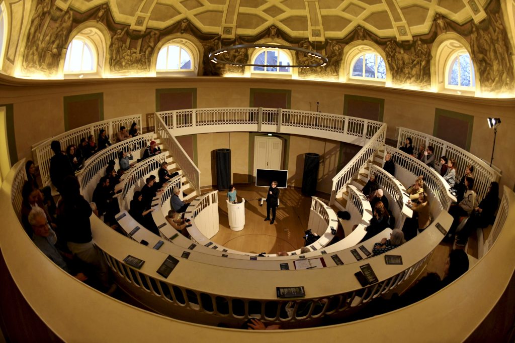 the audience in the Tieranatomisches Theater