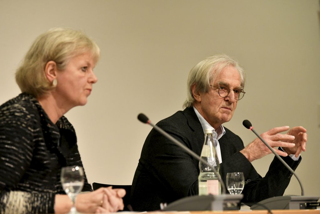 Ulrike Vedder and Hartmut Böhme in conversation