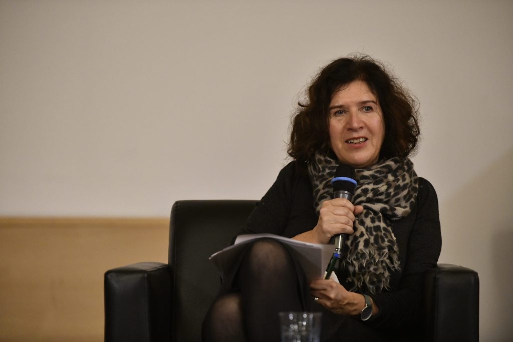 Juliane Vogel addresses the audience