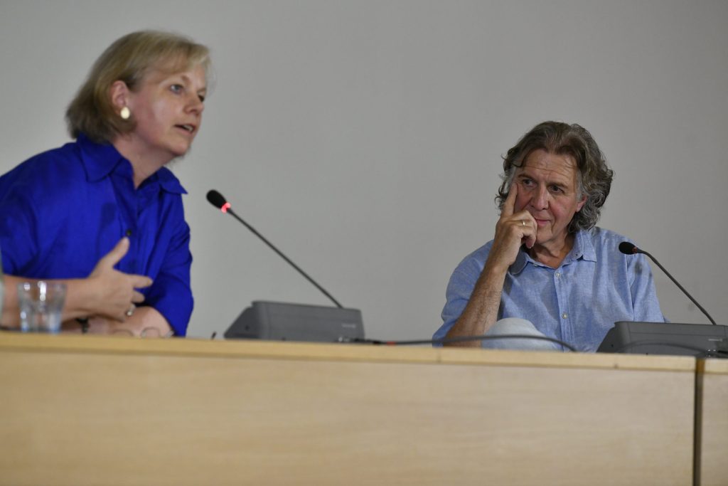 Ulrike Vedder and Norbert Scheuer address the audience