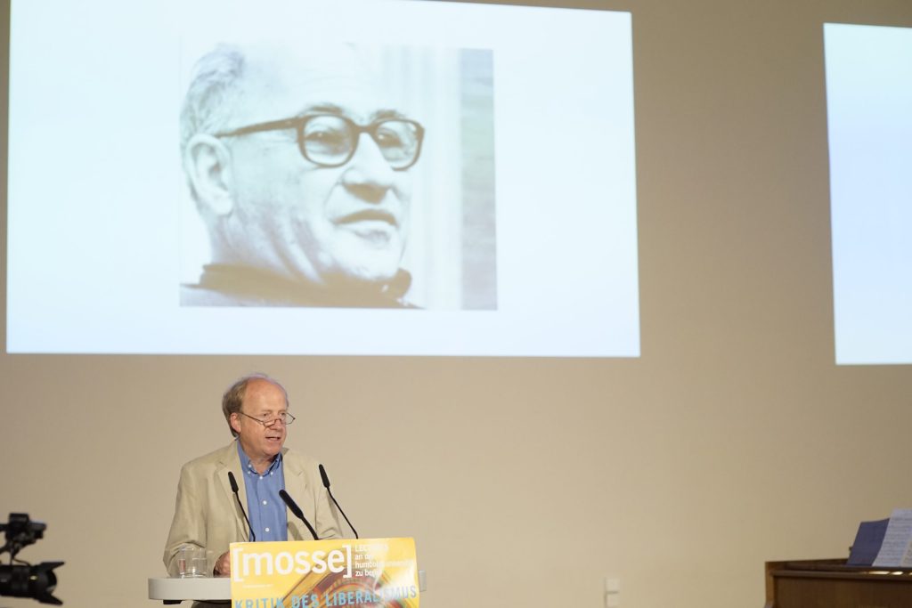 Albrecht Dümling