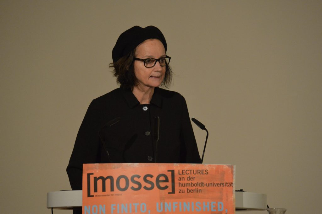 Elisabeth Wagner provides the introduction