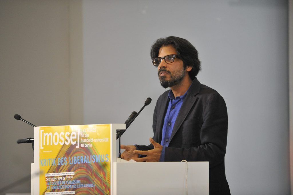 Mishra delivers his lecture