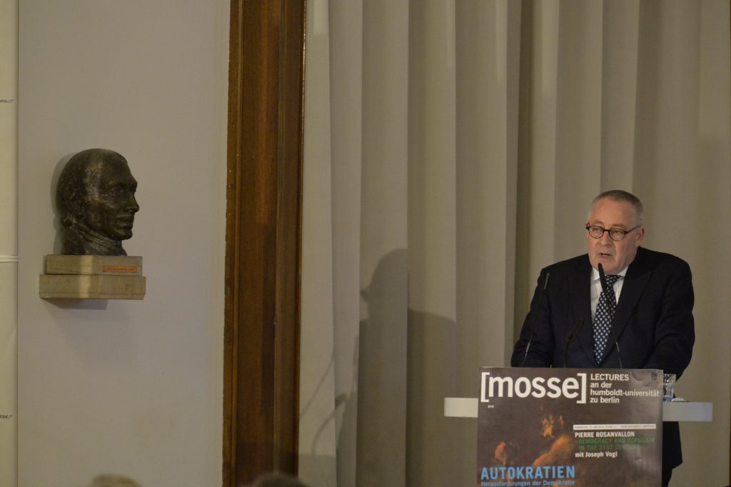 Schlögel delivers his lecture