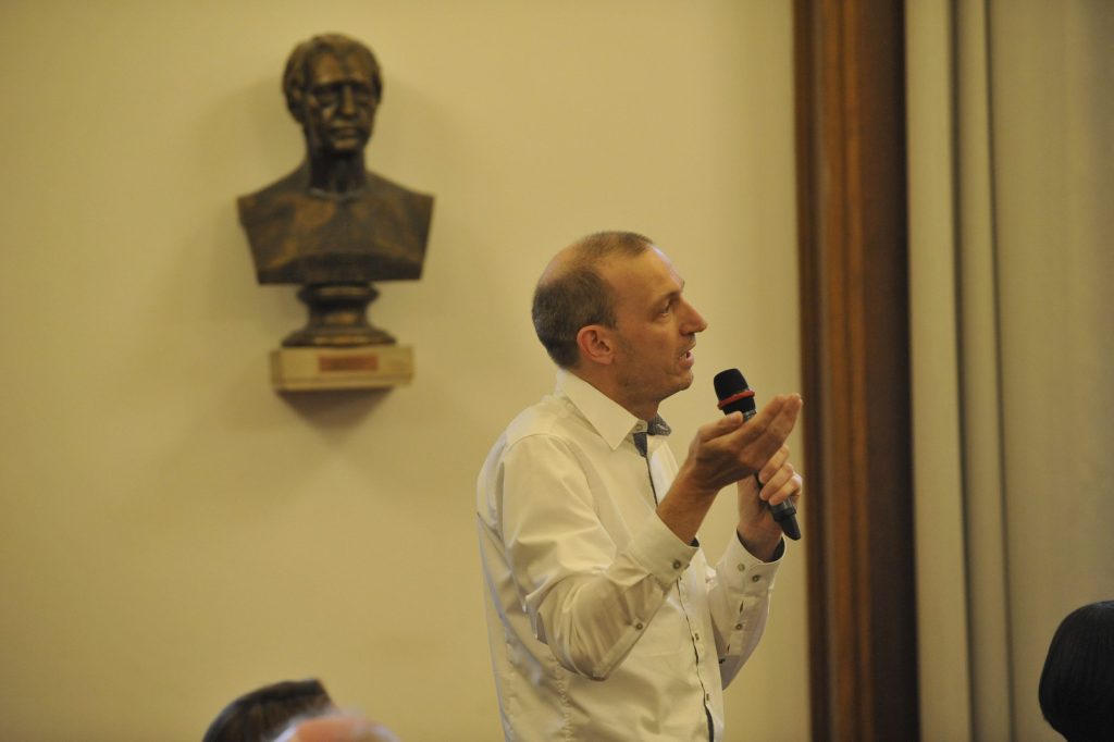 a question from the audience