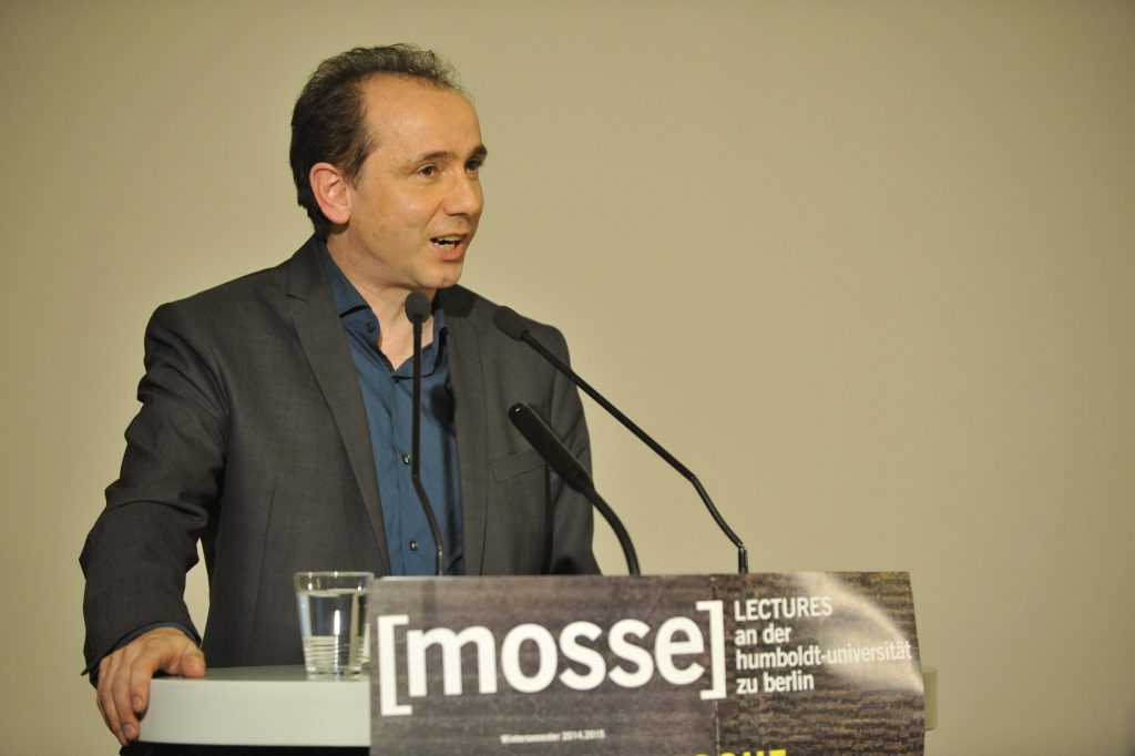 Döring provides the introduction
