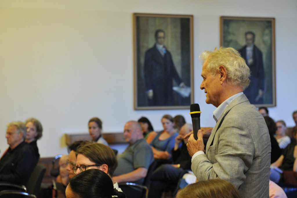 a question from the audience