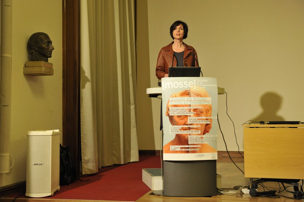 Jutta Allmendinger delivers the introduction