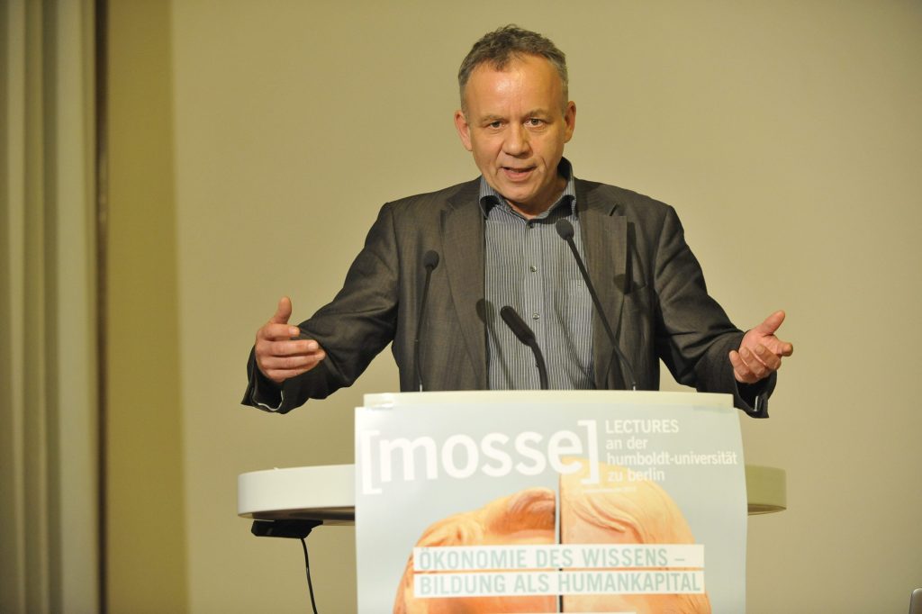 van der Boogaart delivers the introduction