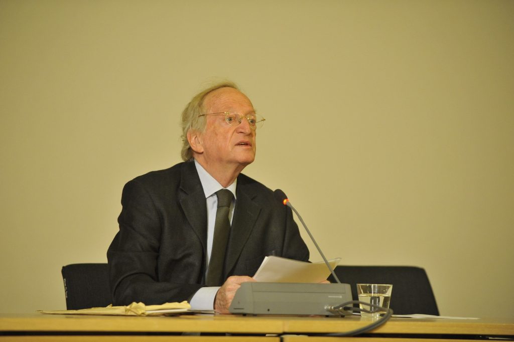 Margalit delivers his lecture