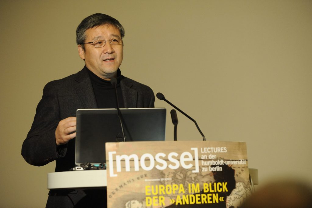 Hui lectures from the podium