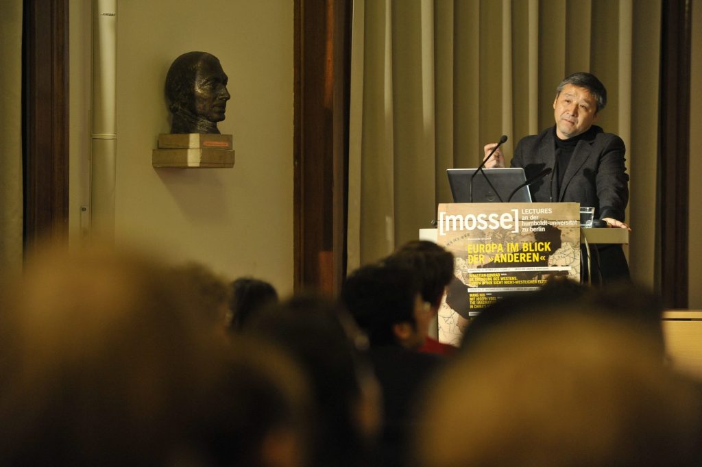 Hui lectures from the podium