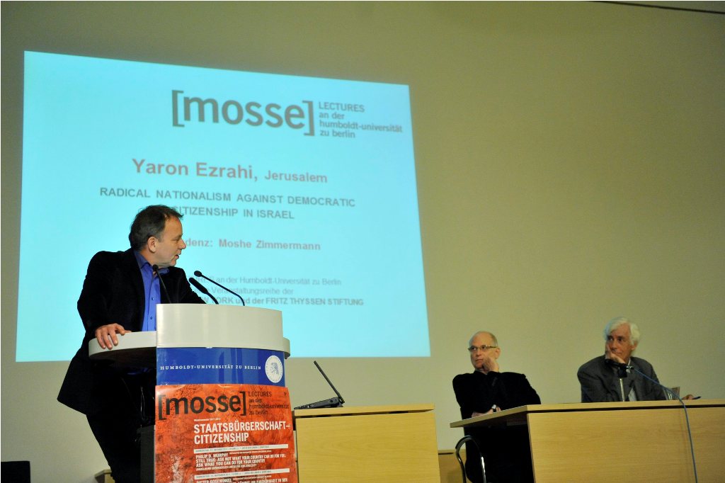 Michael Kämper-van der Boogaart offers opening remarks