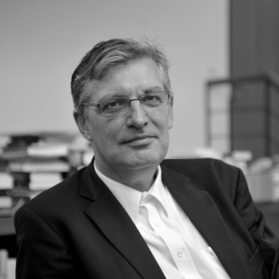 Prof. Dr. Lothar Müller
