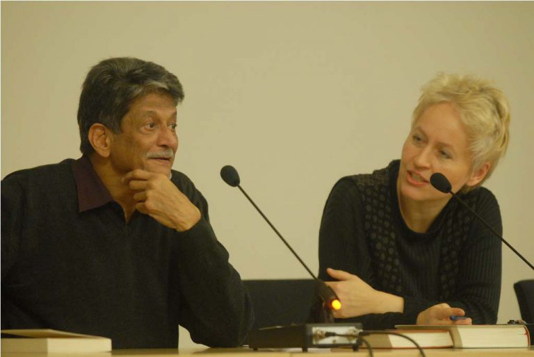 Kiran Nagarkar (left) and Ulrike Draesner (right)
Photo Credit: Niels Leiser for the Mosse Lectures