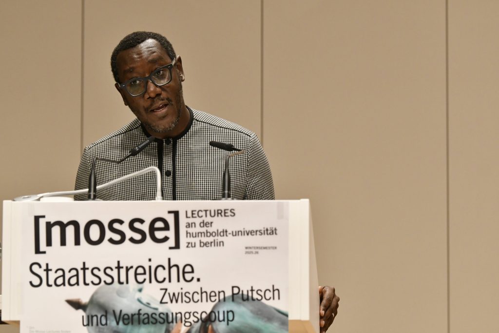 Ba lectures from the podium