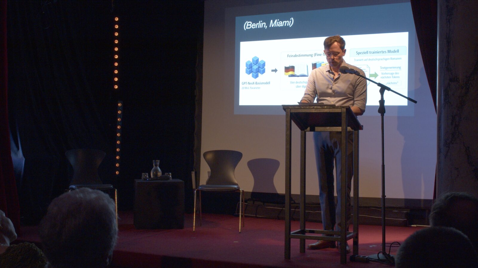 Hannes Bajohr