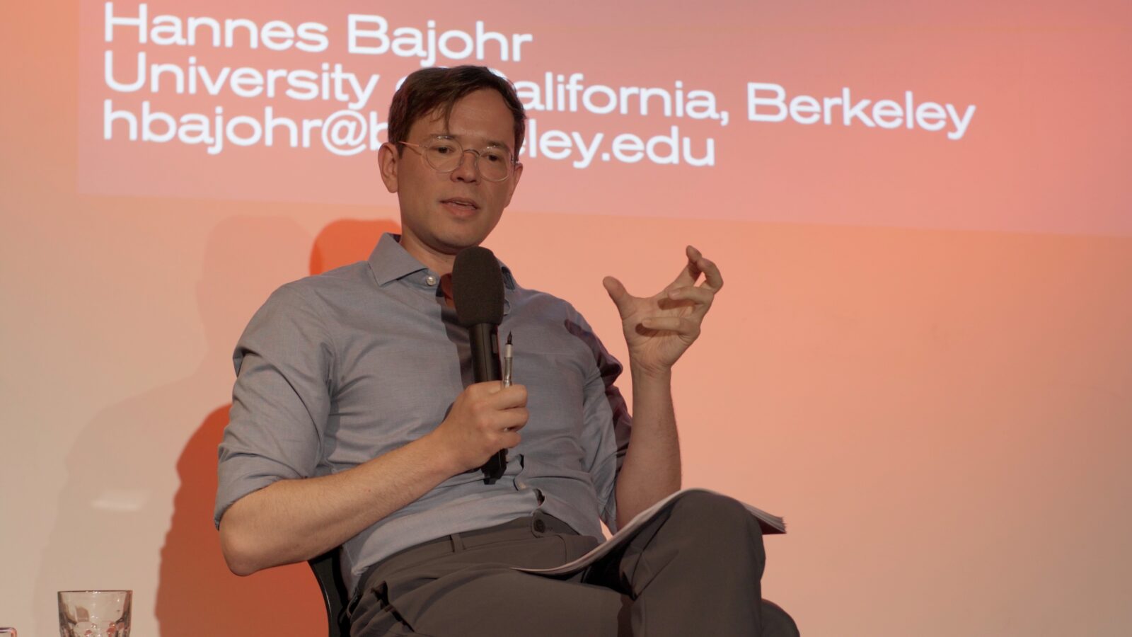 Hannes Bajohr
