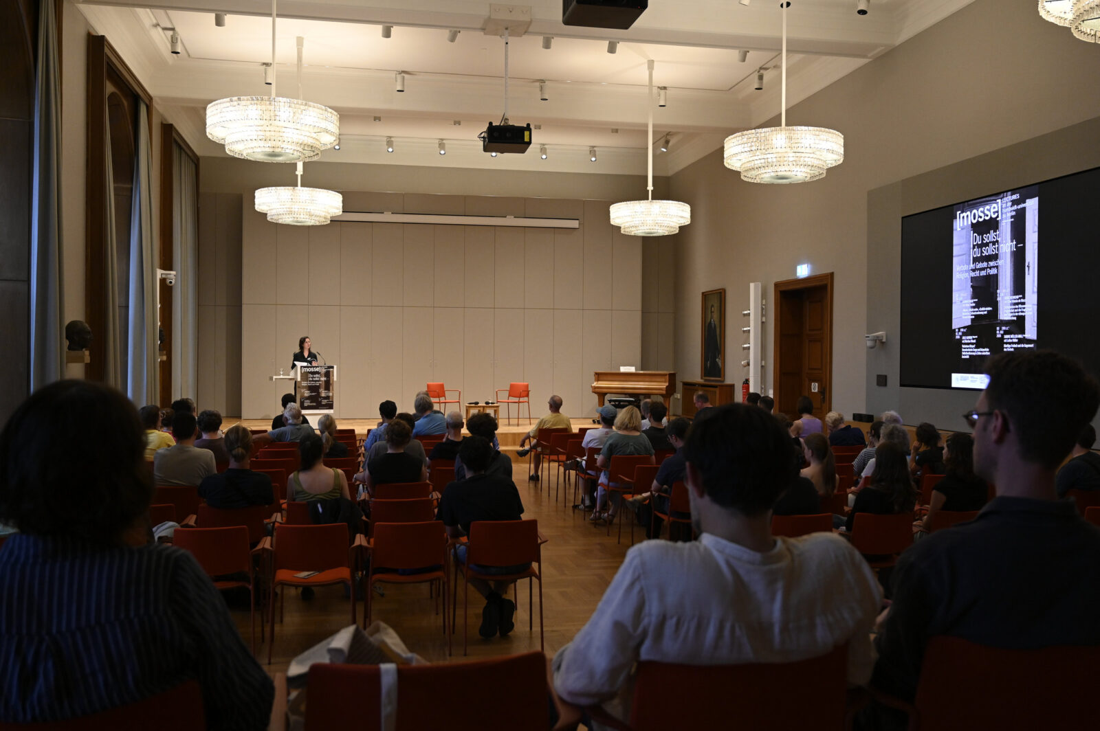 Govrin speaks to the audience