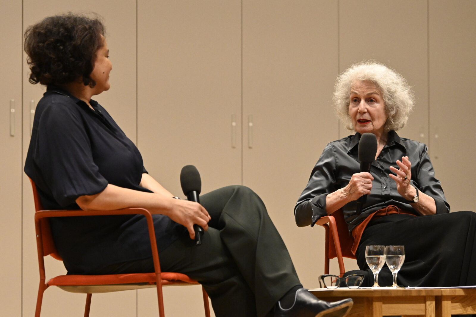 Ethel Matala de Mazza, Heike Behrend